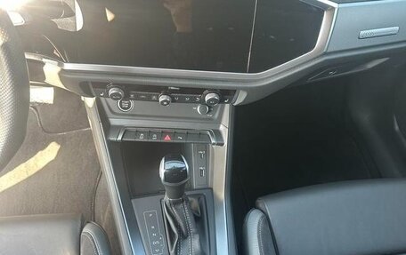 Audi Q3, 2021 год, 2 200 000 рублей, 9 фотография