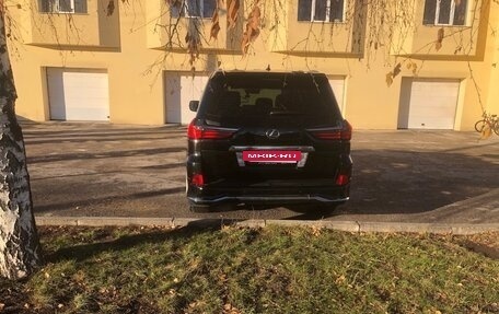 Lexus LX III, 2017 год, 7 500 000 рублей, 3 фотография