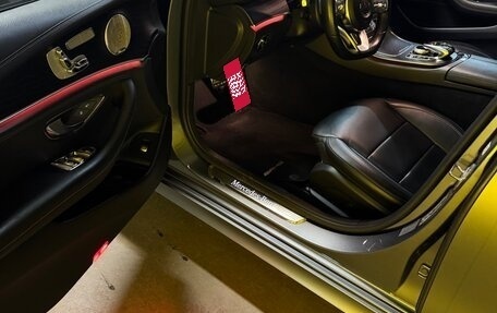 Mercedes-Benz E-Класс, 2019 год, 5 350 000 рублей, 7 фотография