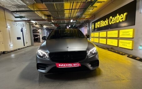 Mercedes-Benz E-Класс, 2019 год, 5 350 000 рублей, 4 фотография