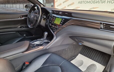 Toyota Camry, 2020 год, 3 200 000 рублей, 9 фотография