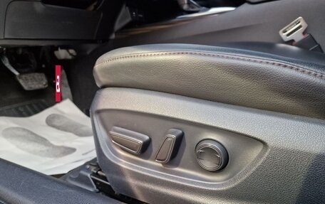 Toyota Camry, 2020 год, 3 200 000 рублей, 15 фотография