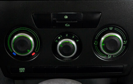 Skoda Octavia, 2011 год, 749 000 рублей, 20 фотография