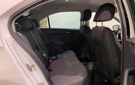 Skoda Rapid II, 2022 год, 1 700 000 рублей, 18 фотография