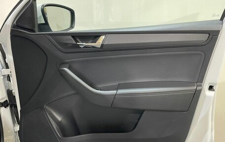 Skoda Rapid II, 2022 год, 1 700 000 рублей, 19 фотография