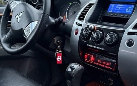 Mitsubishi Pajero Sport II рестайлинг, 2008 год, 1 550 000 рублей, 10 фотография