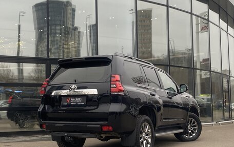 Toyota Land Cruiser Prado 150 рестайлинг 2, 2018 год, 4 199 000 рублей, 2 фотография