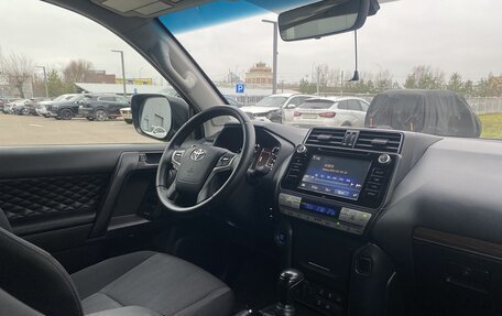 Toyota Land Cruiser Prado 150 рестайлинг 2, 2018 год, 4 199 000 рублей, 16 фотография