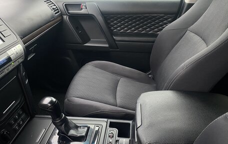 Toyota Land Cruiser Prado 150 рестайлинг 2, 2018 год, 4 199 000 рублей, 12 фотография