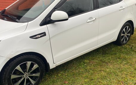 KIA Rio III рестайлинг, 2017 год, 720 000 рублей, 2 фотография