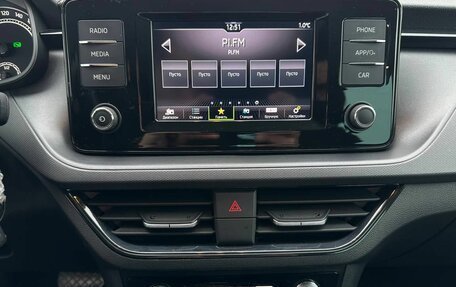 Skoda Rapid II, 2021 год, 1 600 000 рублей, 10 фотография