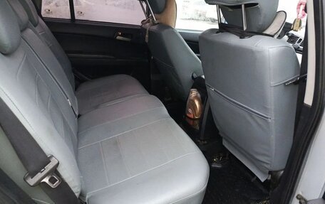 SsangYong Kyron I, 2010 год, 750 000 рублей, 3 фотография