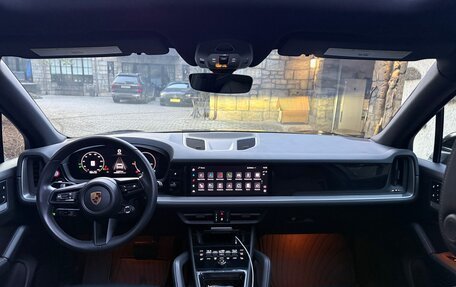 Porsche Cayenne III, 2024 год, 13 900 000 рублей, 7 фотография