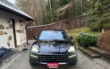 Porsche Cayenne III, 2024 год, 13 900 000 рублей, 2 фотография