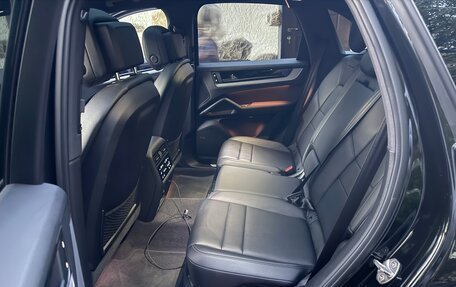 Porsche Cayenne III, 2024 год, 13 900 000 рублей, 15 фотография