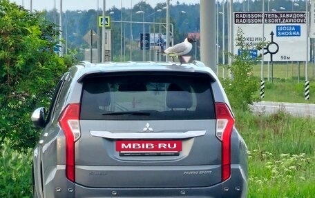 Mitsubishi Pajero Sport III рестайлинг, 2017 год, 3 099 000 рублей, 7 фотография