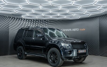 Mitsubishi Pajero IV, 2011 год, 1 819 000 рублей, 3 фотография