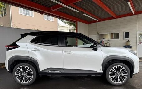Toyota Yaris Cross, 2023 год, 1 525 586 рублей, 8 фотография