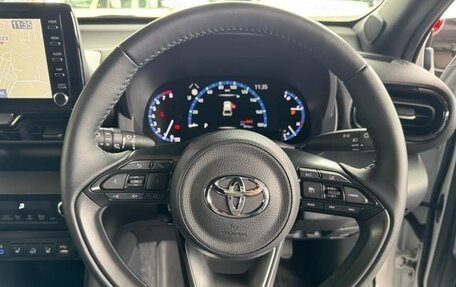 Toyota Yaris Cross, 2023 год, 1 525 586 рублей, 16 фотография