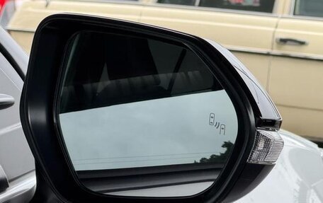 Toyota Yaris Cross, 2023 год, 1 525 586 рублей, 11 фотография