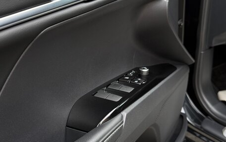 Toyota Camry, 2024 год, 4 050 000 рублей, 9 фотография