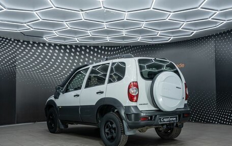 Chevrolet Niva I рестайлинг, 2016 год, 530 000 рублей, 4 фотография