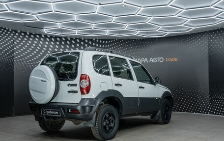 Chevrolet Niva I рестайлинг, 2016 год, 530 000 рублей, 2 фотография