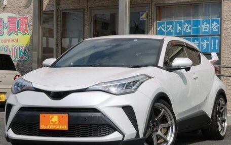 Toyota C-HR I рестайлинг, 2022 год, 1 800 069 рублей, 4 фотография
