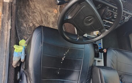 Mercedes-Benz 190 (W201), 1985 год, 170 000 рублей, 3 фотография