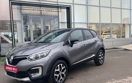 Renault Kaptur I рестайлинг, 2018 год, 1 230 000 рублей, 1 фотография