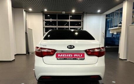 KIA Rio III рестайлинг, 2013 год, 875 000 рублей, 4 фотография