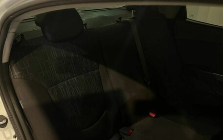 KIA Rio III рестайлинг, 2013 год, 875 000 рублей, 36 фотография