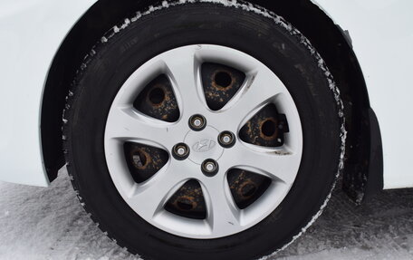 Hyundai Solaris II рестайлинг, 2012 год, 767 000 рублей, 14 фотография