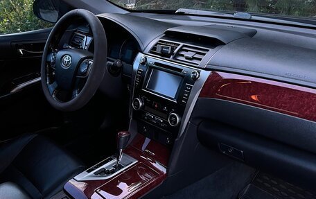 Toyota Camry, 2012 год, 1 990 000 рублей, 10 фотография