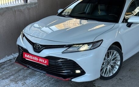 Toyota Camry, 2018 год, 2 599 000 рублей, 3 фотография