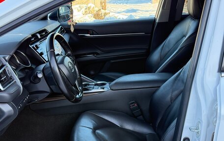 Toyota Camry, 2018 год, 2 599 000 рублей, 29 фотография