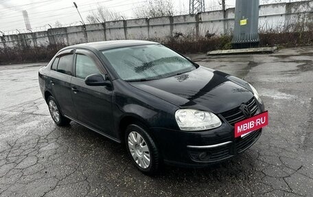 Volkswagen Jetta VI, 2010 год, 400 000 рублей, 2 фотография