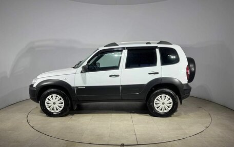 Chevrolet Niva I рестайлинг, 2016 год, 470 000 рублей, 8 фотография