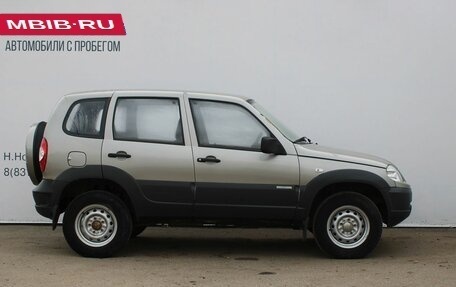 Chevrolet Niva I рестайлинг, 2012 год, 375 000 рублей, 4 фотография