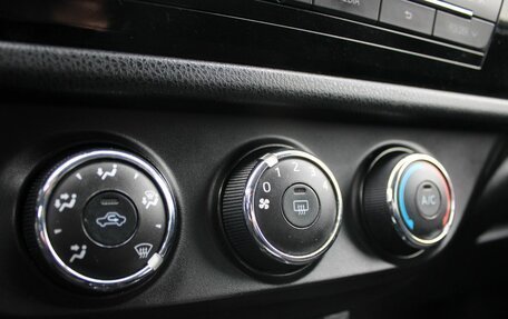 Toyota Corolla, 2014 год, 1 310 000 рублей, 10 фотография