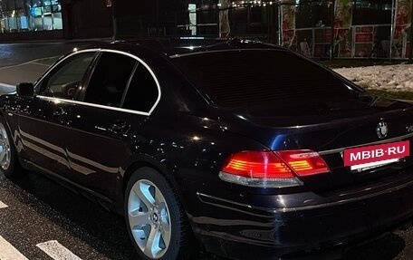 BMW 7 серия, 2006 год, 750 000 рублей, 25 фотография