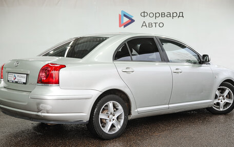 Toyota Avensis III рестайлинг, 2004 год, 650 000 рублей, 3 фотография