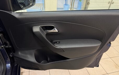 Volkswagen Polo VI (EU Market), 2012 год, 820 000 рублей, 16 фотография