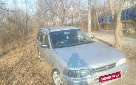 Nissan Wingroad I, 1997 год, 140 000 рублей, 1 фотография