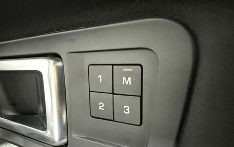 Land Rover Discovery Sport I рестайлинг, 2017 год, 2 399 000 рублей, 14 фотография