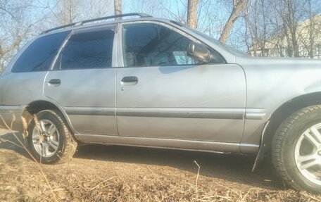 Nissan Wingroad I, 1997 год, 140 000 рублей, 6 фотография