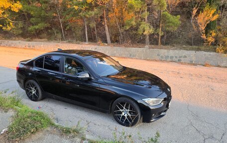 BMW 3 серия, 2013 год, 1 900 000 рублей, 13 фотография