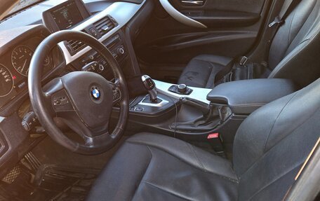 BMW 3 серия, 2013 год, 1 900 000 рублей, 17 фотография