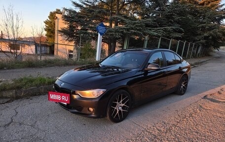 BMW 3 серия, 2013 год, 1 900 000 рублей, 19 фотография