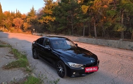 BMW 3 серия, 2013 год, 1 900 000 рублей, 23 фотография